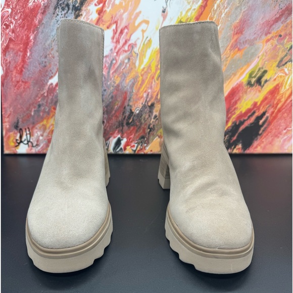 Dolce Vita Martey H2O Boot in Ivory Suede SZ7.5 - Picture 3 of 14